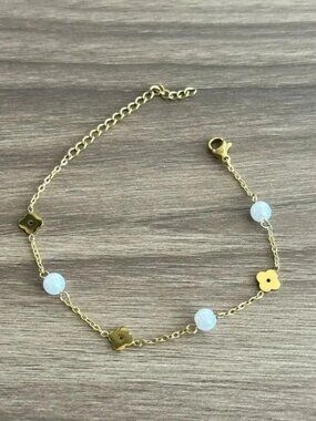 Flower Bracelet Q826